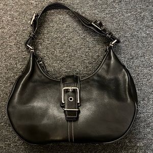 COACH Authentic black Hampton Hobo bag No 7548 light use, no imperfections